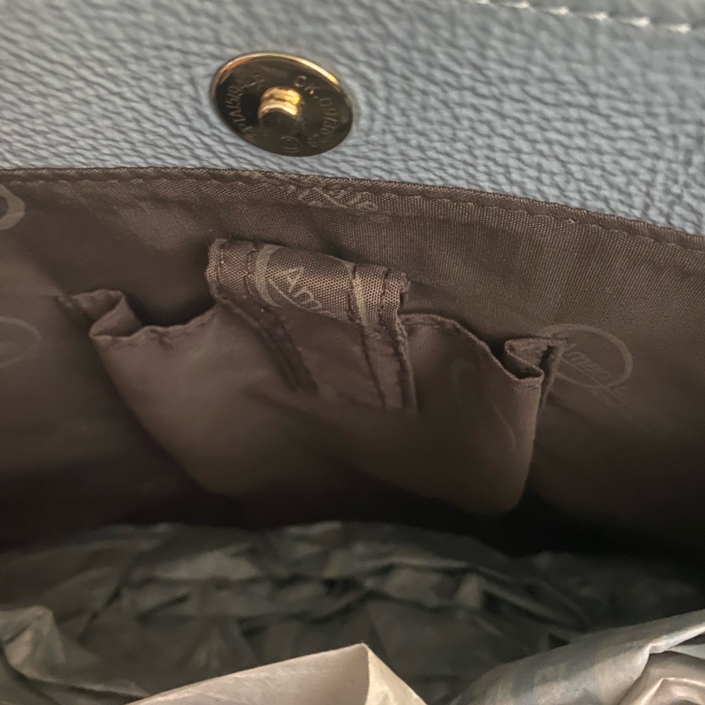 Ameri Leather Casual Handbag.Beautiful Light Blue. - image 5